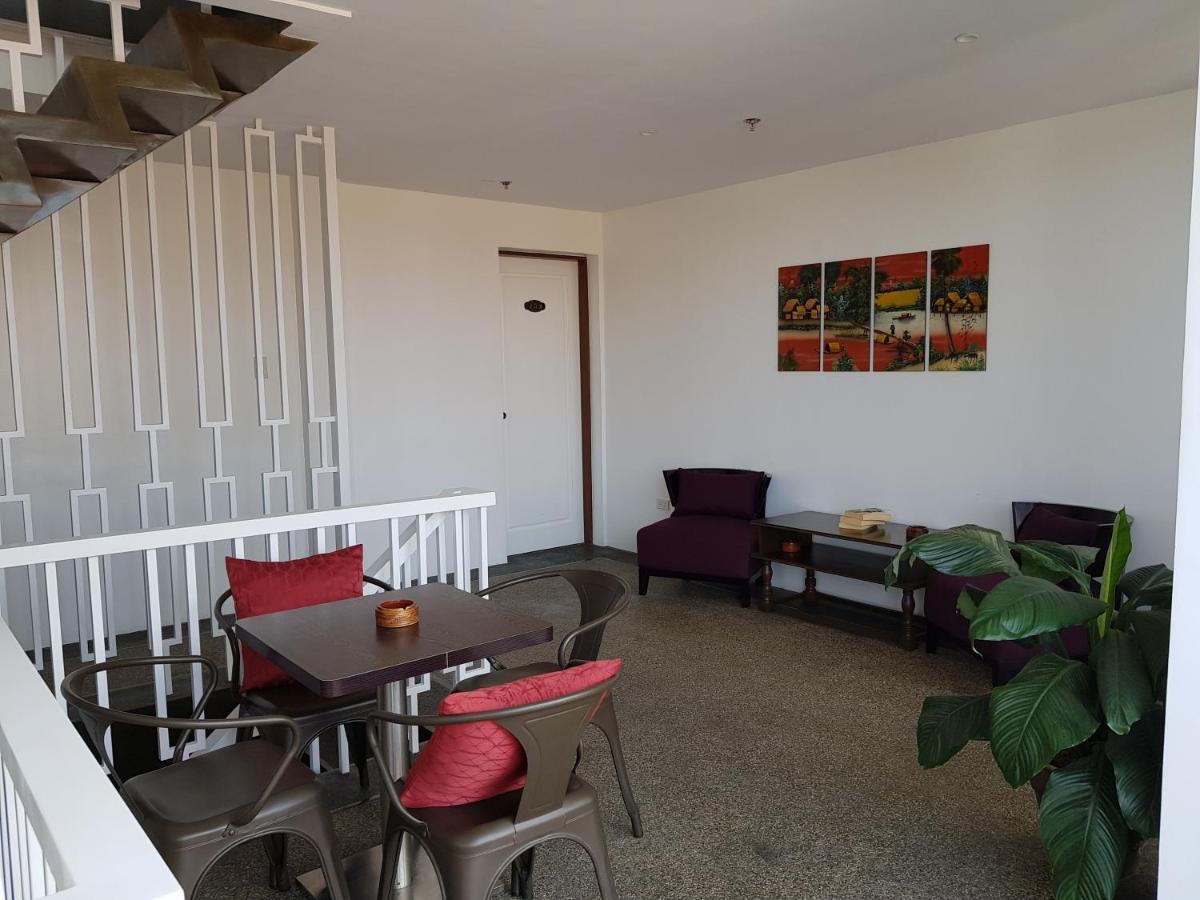 Casa Estela Boutique Hotel & Cafe Calapan المظهر الخارجي الصورة