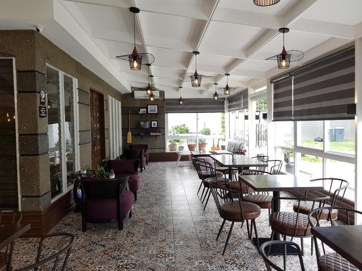Casa Estela Boutique Hotel & Cafe Calapan المظهر الخارجي الصورة